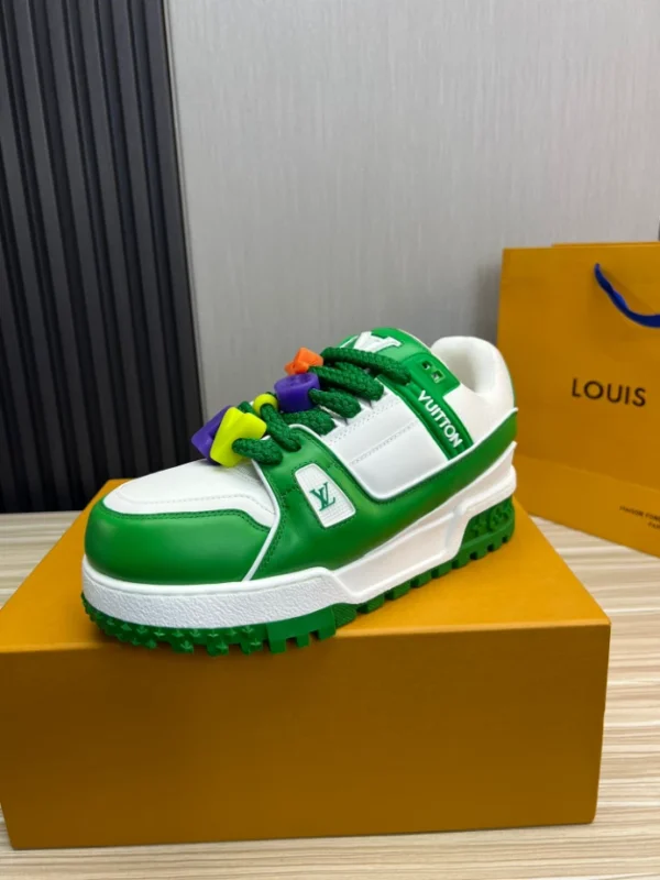 LV Trainer Maxi Sneaker - RLS138