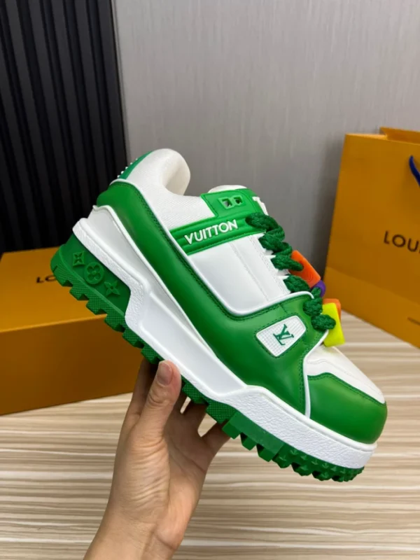 LV Trainer Maxi Sneaker - RLS138