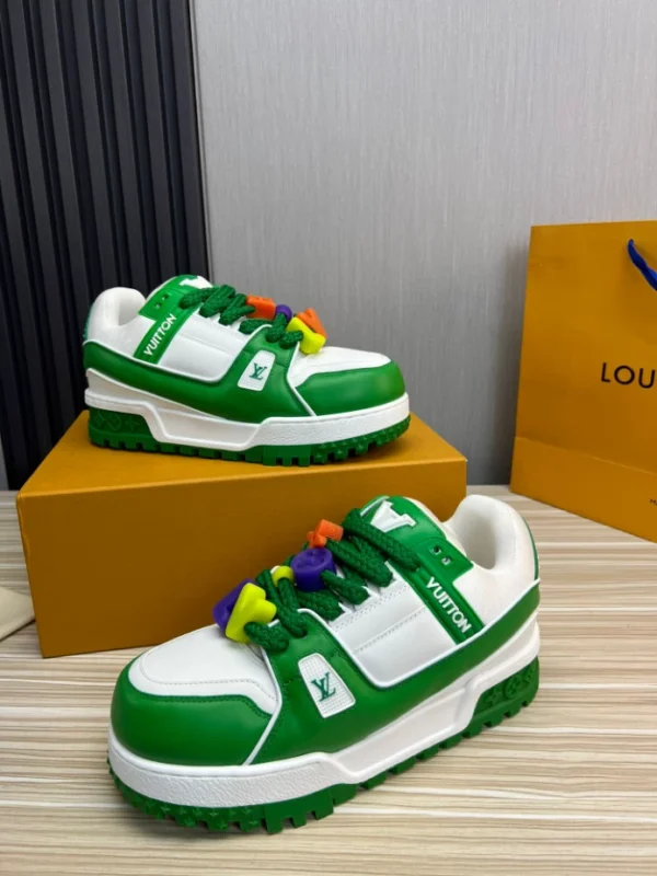 LV Trainer Maxi Sneaker - RLS138