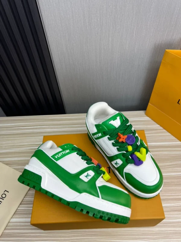 LV Trainer Maxi Sneaker - RLS138