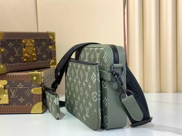 LV Trio Messenger Bag - RBV42