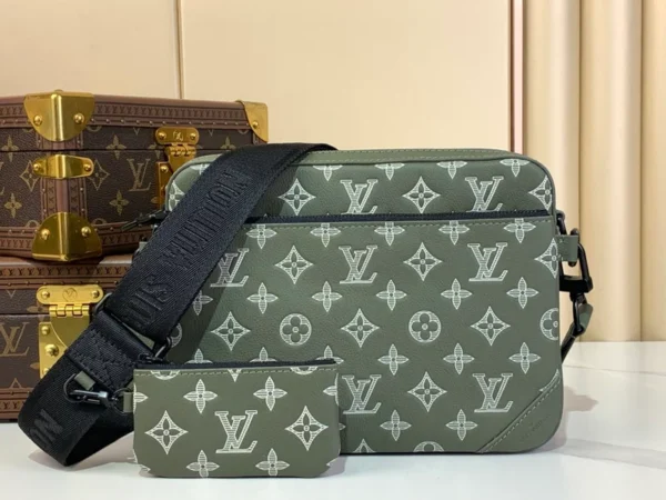 LV Trio Messenger Bag - RBV42