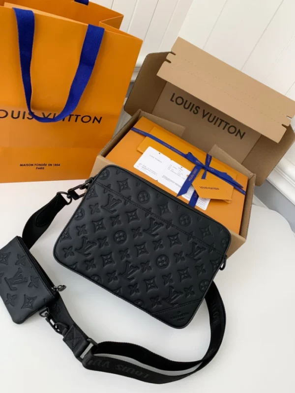 LV Trio Messenger In Black - RBV38