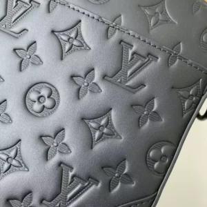 LV Trio Messenger In Black - RBV38
