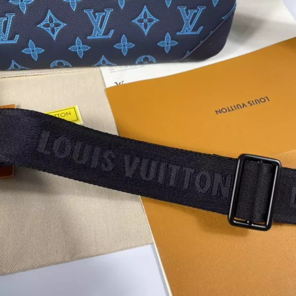 LV Trio Messenger Monogram Shadow - RBV36