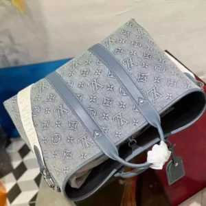 LV Weekend Tote Nm Monogram Washed Denim - RBV25