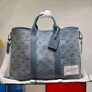 LV Weekend Tote Nm Monogram Washed Denim - RBV25