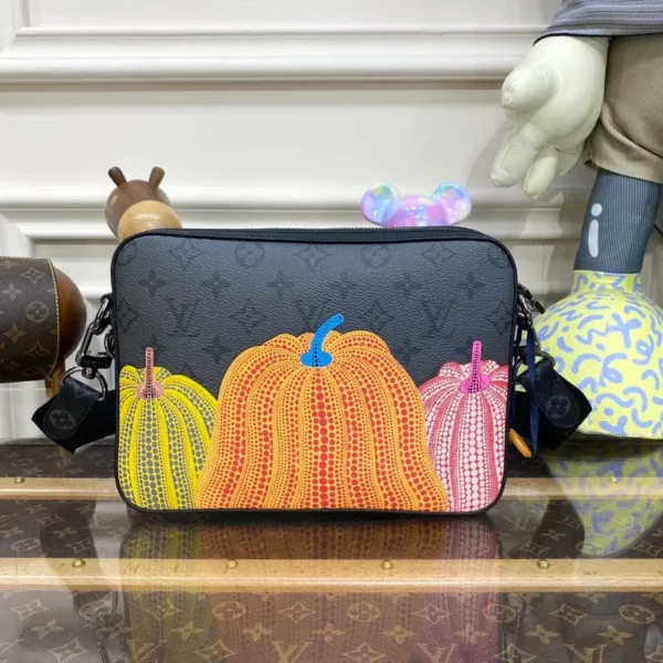 LV x Yayoi Kusama Trio Messenger Monogram Pumpkin Print - RBV39