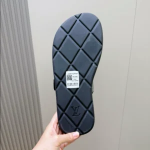 Louis Vuitton Venice Mule - S60