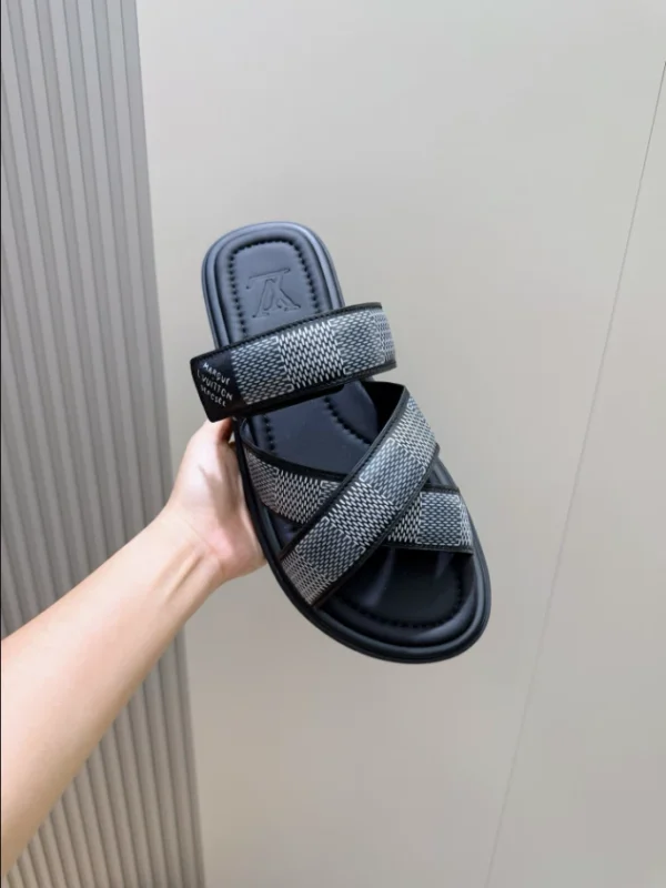 Louis Vuitton Venice Mule - S60
