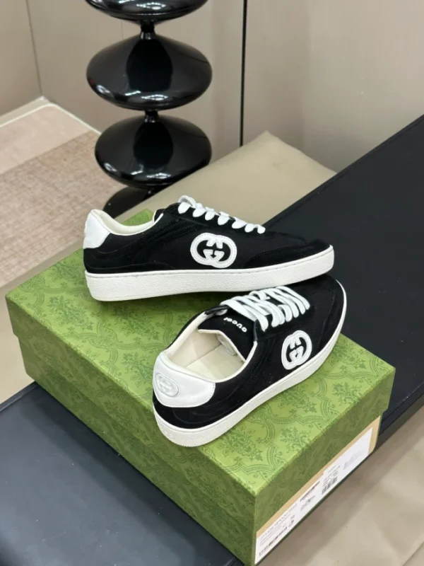 Men's Gucci Ace Sneaker with Interlocking G – RGS53
