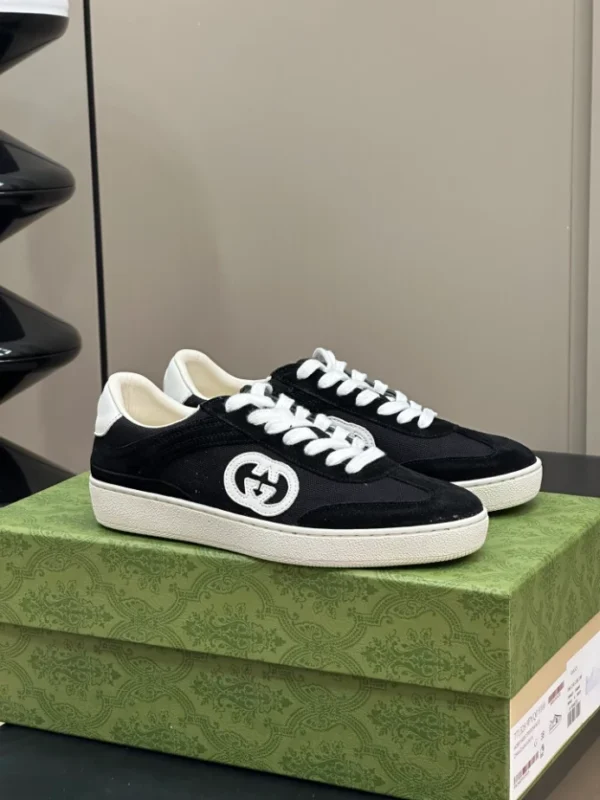 Men's Gucci Ace Sneaker with Interlocking G – RGS53