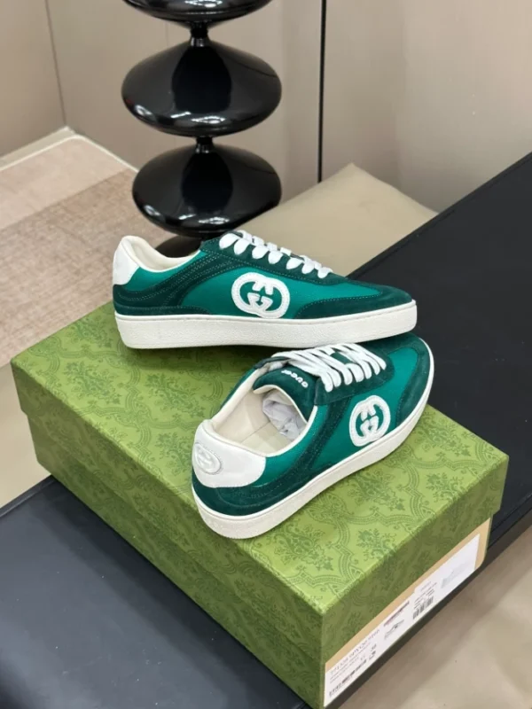 Men's Gucci Ace Sneaker with Interlocking G – RGS54