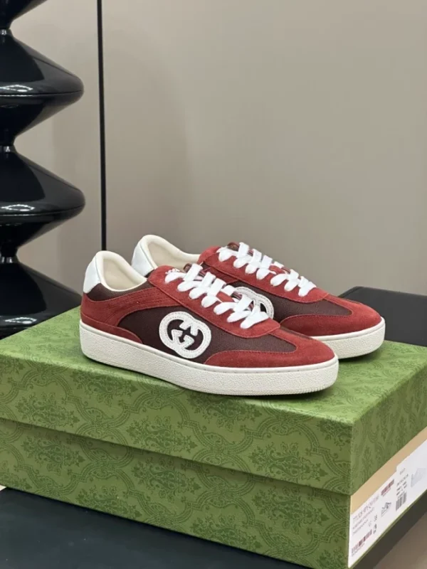 Men's Gucci Ace Sneaker with Interlocking G – RGS62