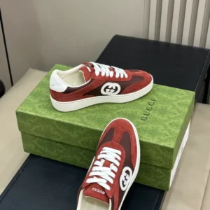 Men's Gucci Ace Sneaker with Interlocking G – RGS62