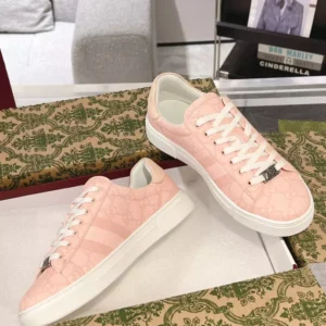 Women's Gucci Ace Sneaker With Web – RGS73