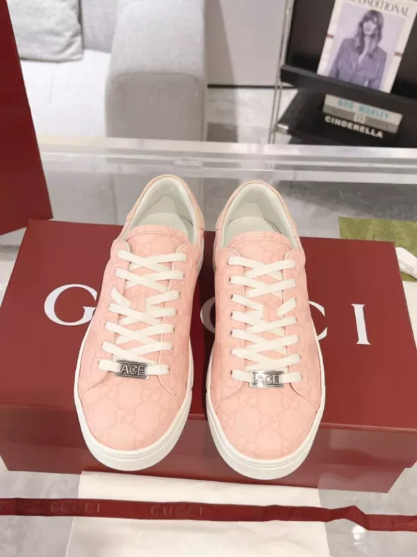 Women's Gucci Ace Sneaker With Web – RGS73