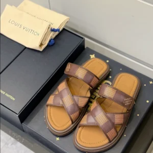 Louis Vuitton Venice Mule - S62