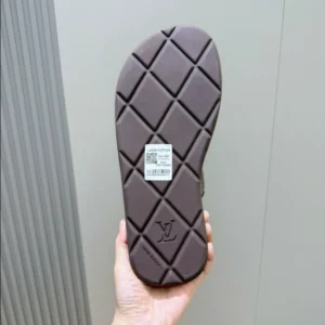 Louis Vuitton Venice Mule - S62