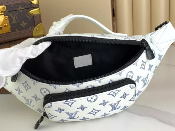 LV Rush Bumbag White Monogram Canvas - RBV49