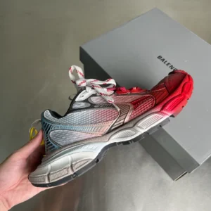 Balenciaga 3XL Toe Spray Sneaker - RBS85
