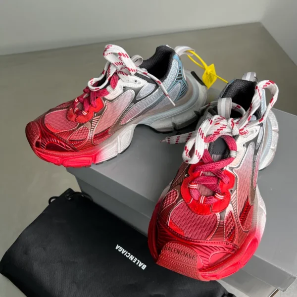 Balenciaga 3XL Toe Spray Sneaker - RBS85