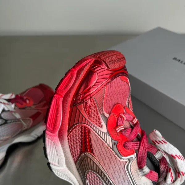Balenciaga 3XL Toe Spray Sneaker - RBS85