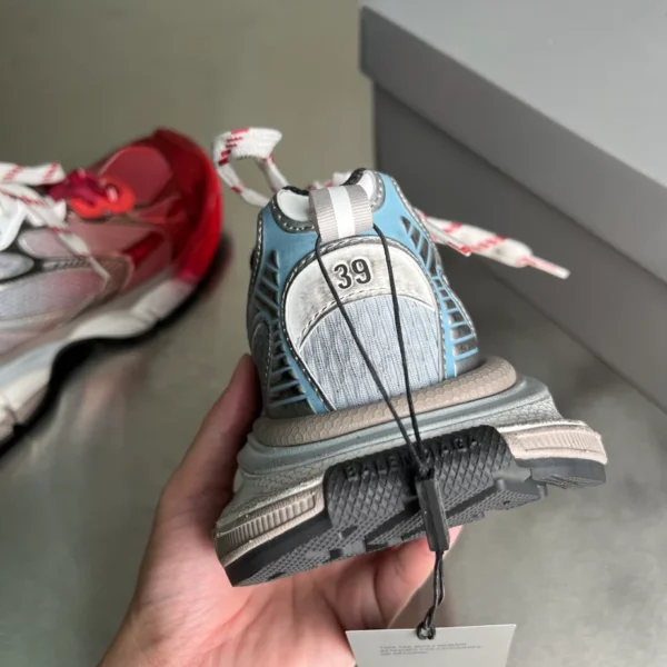 Balenciaga 3XL Toe Spray Sneaker - RBS85