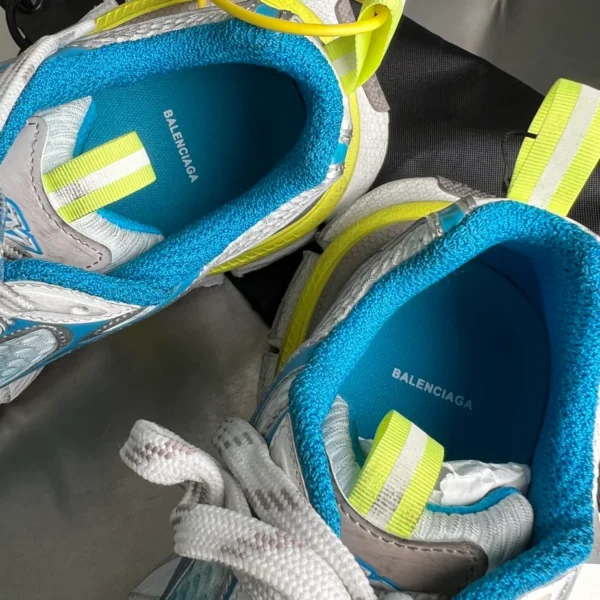 Balenciaga 3XL Toe Spray Sneaker - RBS86