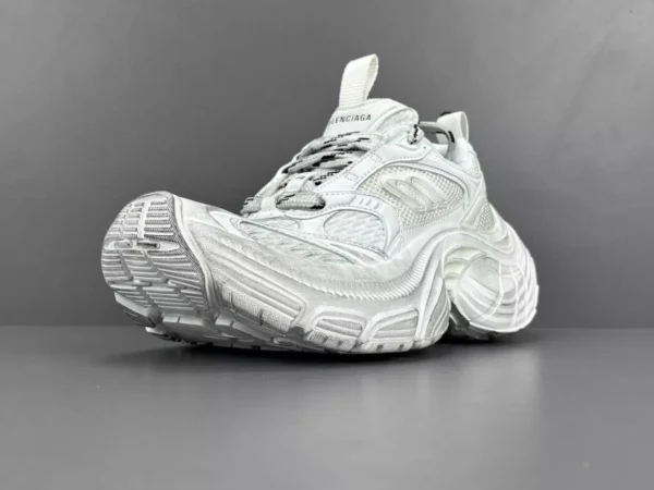Balenciaga 6XL Sneakers In White- RBS69