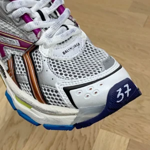 Balenciaga Runner Sneaker - RBS92