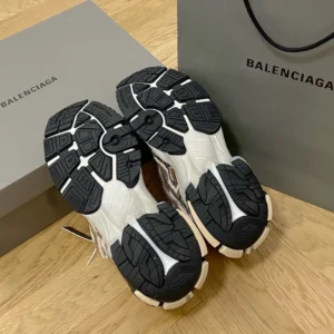 Balenciaga Runner Sneaker - RBS93