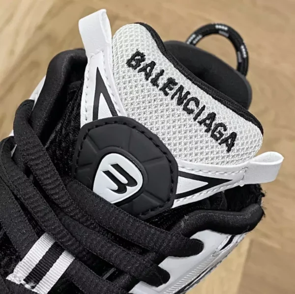 Balenciaga Runner Sneaker - RBS96