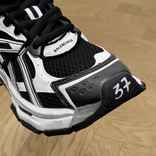 Balenciaga Runner Sneaker - RBS96