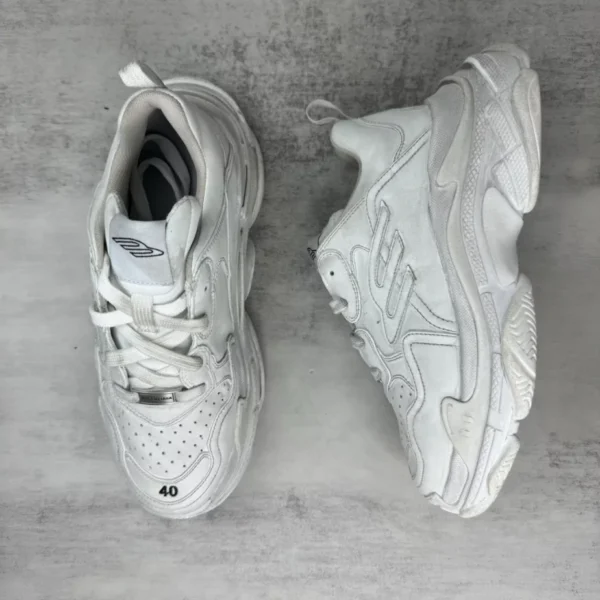 Balenciaga Triple S Sporty Sneakers In White - RBS83
