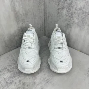 Balenciaga Triple S Sporty Sneakers In White - RBS83