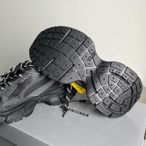 Balenciaga x Under Armour 3XL Knit Sneaker in Black - RBS108
