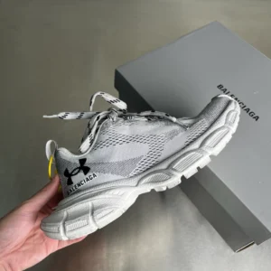 Balenciaga x Under Armour 3XL Knit Sneaker in White - RBS107