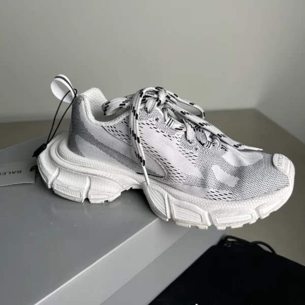 Balenciaga x Under Armour 3XL Knit Sneaker in White - RBS107