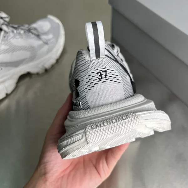 Balenciaga x Under Armour 3XL Knit Sneaker in White - RBS107