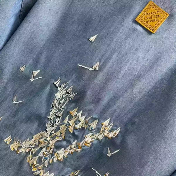 LV Embroidered Chambray Short-Sleeved Shirt - LRT61