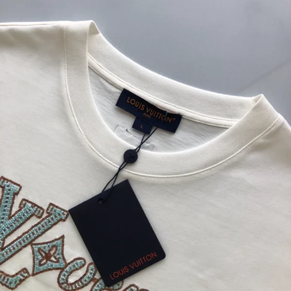 LV Embroidered Short-Sleeved T-Shirt - LRT65