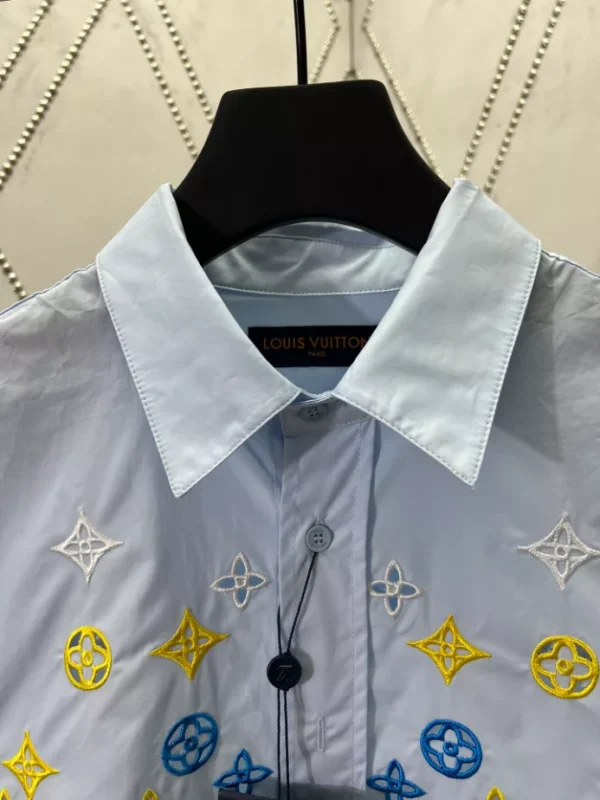 LV Monogram Flowers Embroidered Short-Sleeved Shirt - LRT57