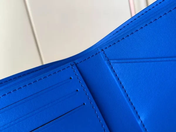 LV Multiple Wallet - WL33