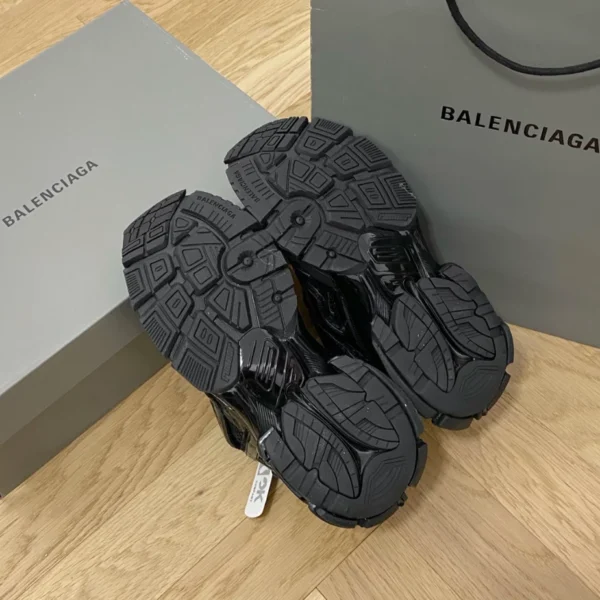 Balenciaga Runner Sneaker - RBS88