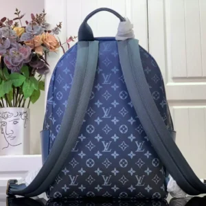 LV Discovery Backpack PM M11590 - RBV80