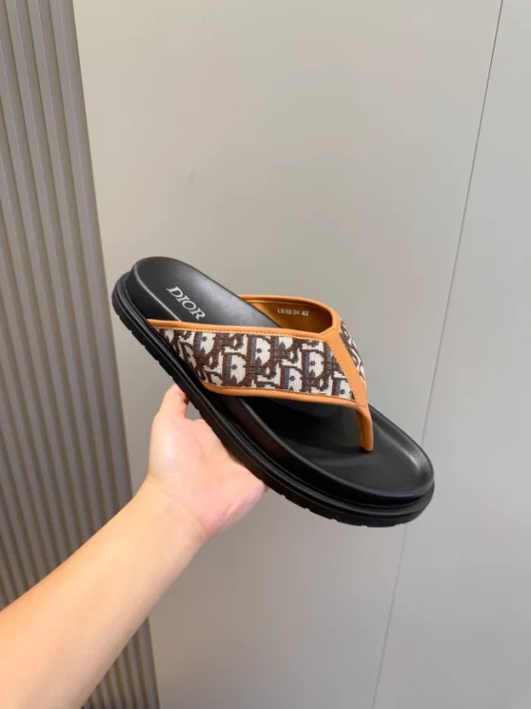 Dior Alias Thong Sandal - D01