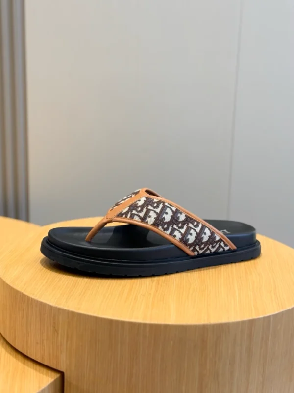 Dior Alias Thong Sandal - D01