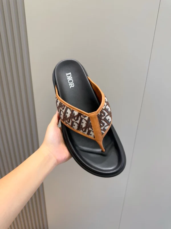 Dior Alias Thong Sandal - D01
