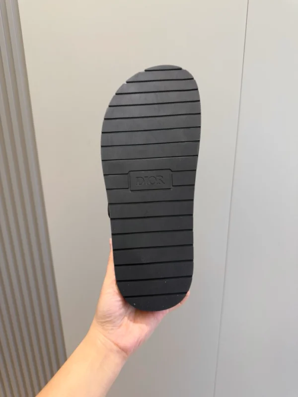 Dior Alias Thong Sandal - D02